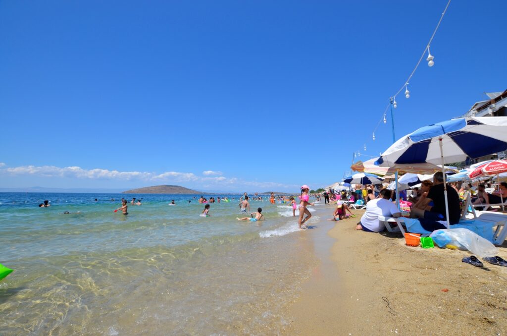 AVŞA ADASI GEZİLECEK YERLER